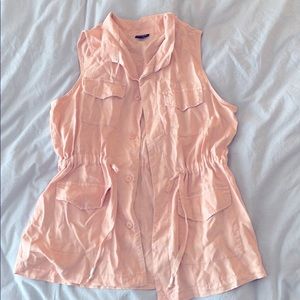 NWOT Pink cargo vest